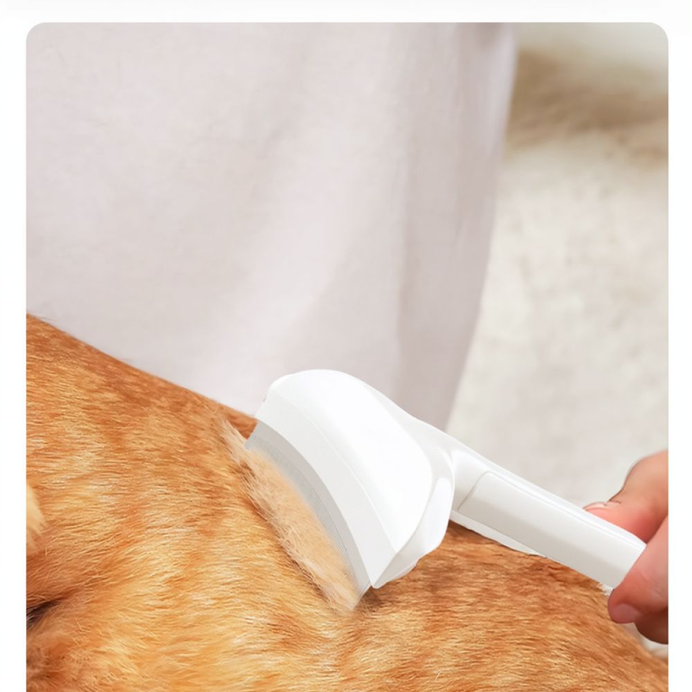 猫や犬の毛づくろい用具。カーブした形状で、抜け毛の除去に効果 - Undercoat Rake Dematting Tool Dog Shedding のレビューと価格